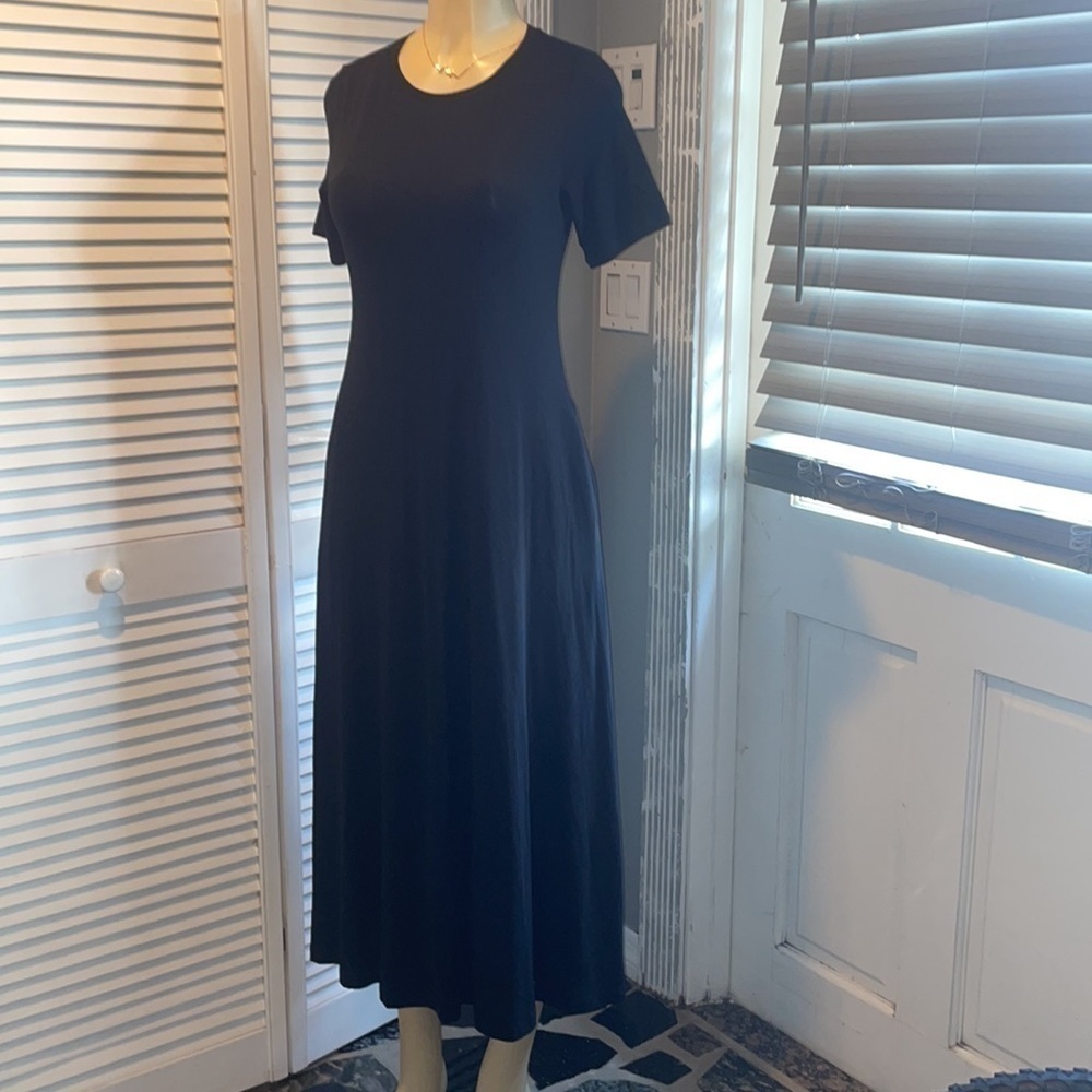 Eileen Fisher-
Jersey Knit Crew Neck Short Sleeve Shift Dress - Picture 4 of 8